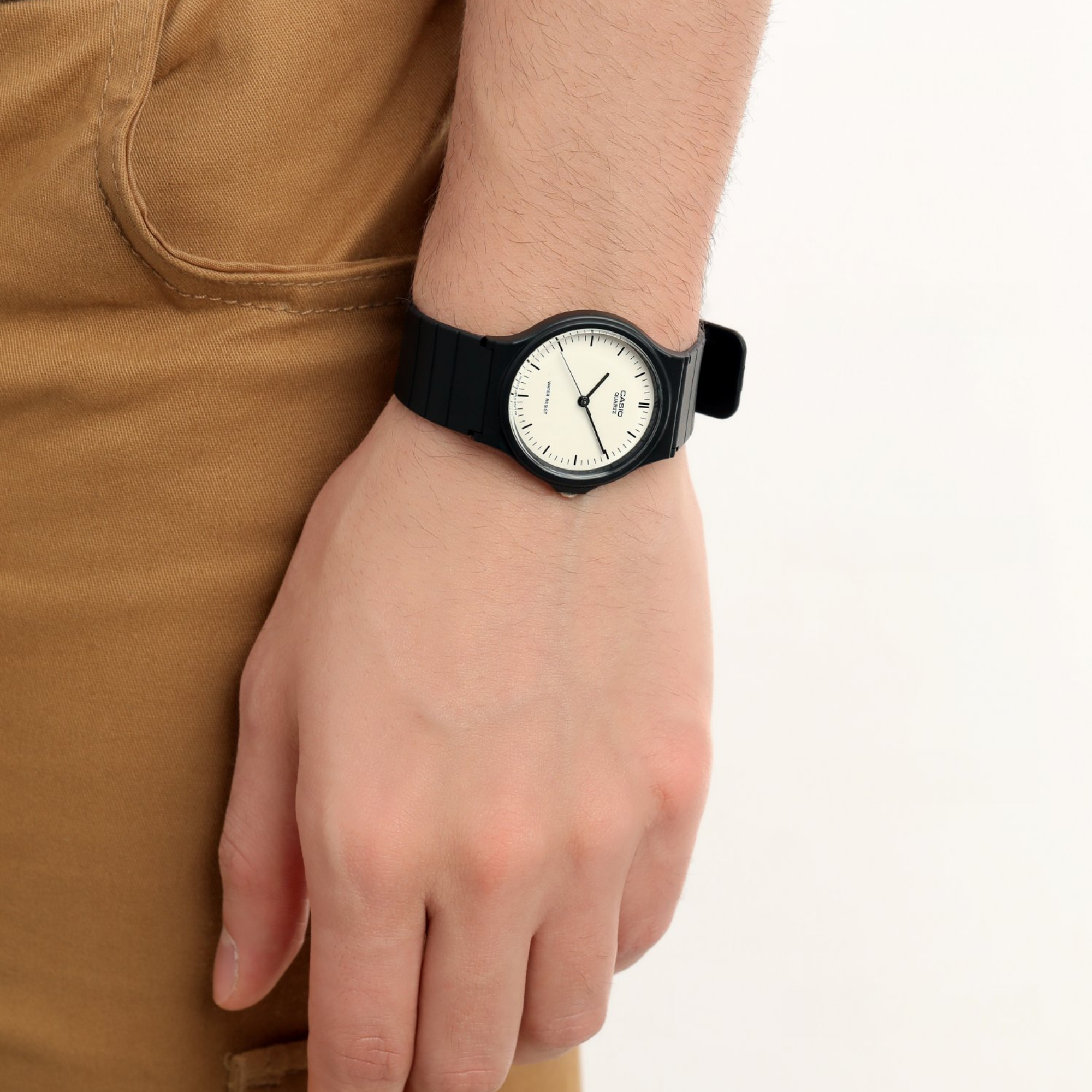 Reloj Casio MQ-24-7ELDF Análogo Negro Unisex
